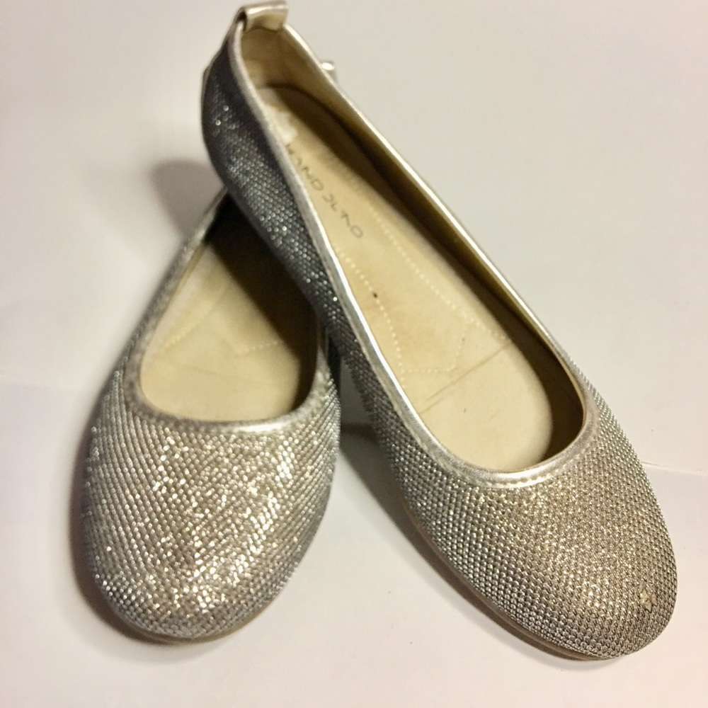 BANDOLINO FLATS SPARKLY SHOES
